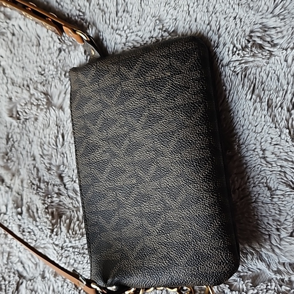 Brown Michael kors bag - Picture 2 of 4